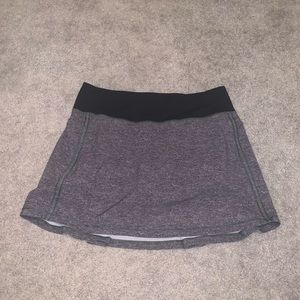 Grey lululemon skirt